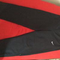 Pantaloni Nike - scarpe Adidas