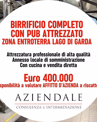 Attività / Licenza di 320 m² con 2 locali a Bardol