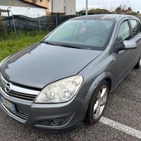 Opel Astra 1.7 diesel 2007 neopatentati