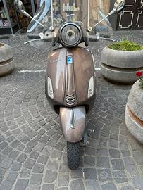 Vespa primavera 150 2015