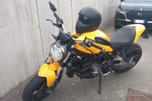 Ducati Monster 821