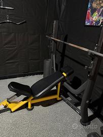 Panca inclinata palestra