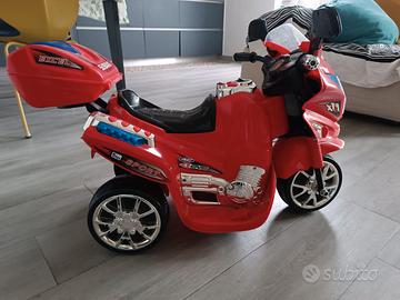 Moto elettrica per bambini