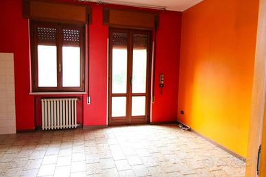 Appartamento di 80 m² con 5 locali e box auto dopp