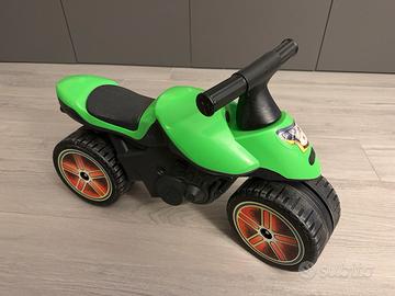 Moto Falk Cavalcabile Verde Kawasaki per Bambini