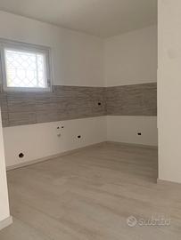 Brescia.Trilocale ristrutturato e arredato