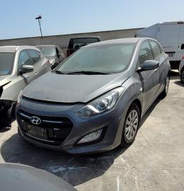 RICAMBI USATI AUTO HYUNDAI i30 Serie Fastback D4FB
