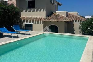 VILLA A SCHIERA D'ANGOLO A STINTINO