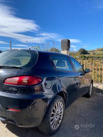Pezzi di ricambio alfa Romeo 147
