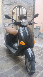 Vespa 50