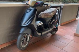 Piaggio zip