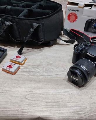 Fotocamera Reflex Canon 700D kit 18-55mm + zaino