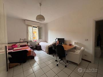 Posto letto in doppia studentesse