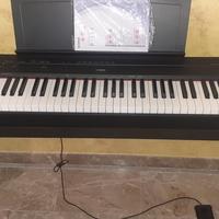 pianoforte Yamaha p 115b