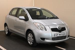 TOYOTA Yaris 2ª serie Yaris 1.0 5 porte Sol