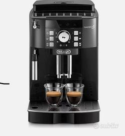 Macchina caffè delonghi