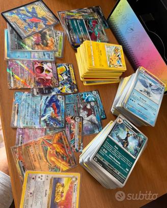 Scatola con circa 500 carte pokemon