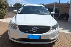 VOLVO XC 60 D4 AWD