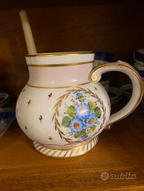 Brocca decorata a mano