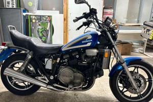 Honda VF 750 SI VENDE A RICAMBI