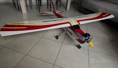 Aeromodello Kyosho Calmato Trainer