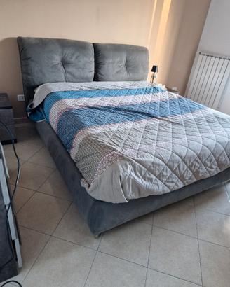 camera da letto  compresa il materasso 