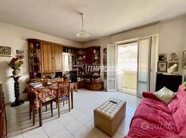 Meraviglioso quadrilocale panoramico a Belledo