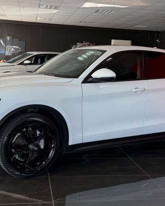 Alfa Romeo Stelvio 2.2 Turbodiesel 190 CV AT8 Q4 S