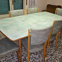 Tavolo  con piano in vetro + 6 sedie vintage