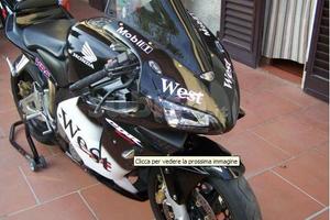 Honda CBR 600 RR 2004