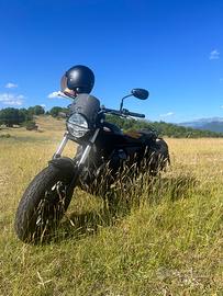 Moto Guzzi V9 - 2023