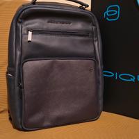 Zaino in pelle Piquadro blu 15,6 pollici