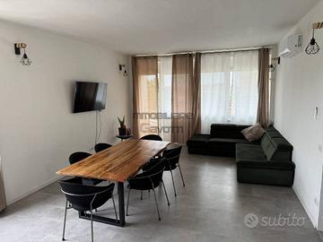 Appartamento di 130 m² con 4 locali a Torre Boldon