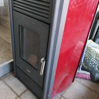 Stufa a pellet cadel compresa di tubi