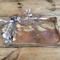 Vassoio Art Nouveau Leon Kann France 1900