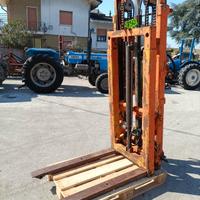 Muletto per trattore agricolo con forche