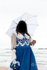 Abito da sposa curvy bianco e blu elettrico 