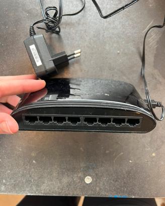 D-Link des1008d - TPlink tl-sf1005d