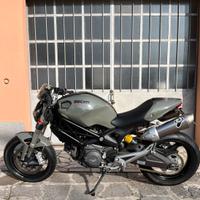 Ducati Monster 696