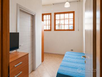 Camera singola con bagno privato bollette incluse