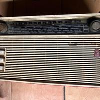 Radio Vintage anni ’60 – UKW / MW – Design retrò 