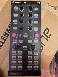 Native Instruments Kontrol X1