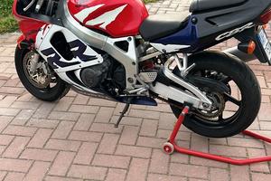 Honda CBR 900