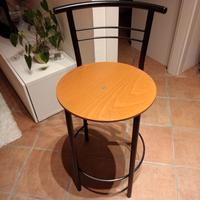 set 4 sgabelli in metallo nero e seduta in legno