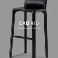 Due Sgabelli da cucina modello Cab di Cassina