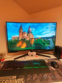 Pc gaming pronto all'uso usato pochissimo.