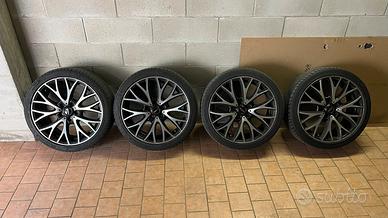 Gomme Yokohama 225/40 R19 + Cerchi Mini JWC