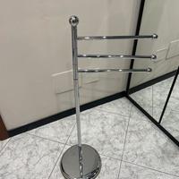 Piantana porta asciugamani