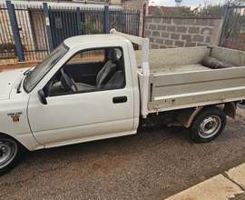 Annuncio di Vendita: Toyota Hilux 1992