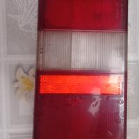 Plastica Fanale Posteriore Destra Y10